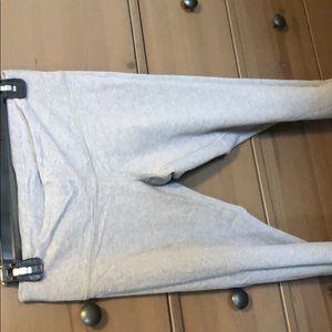 Lululemon crop